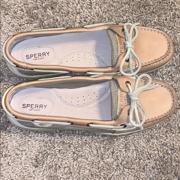 BRAND NEW SPERRY’S - Picture 5 of 7